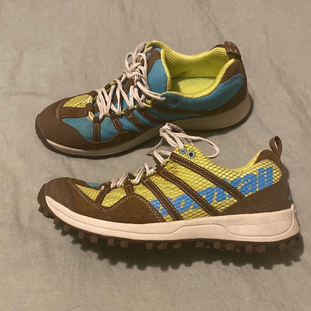 Montrail day hike shoes like new thick lugs for hiking/camping/trail running